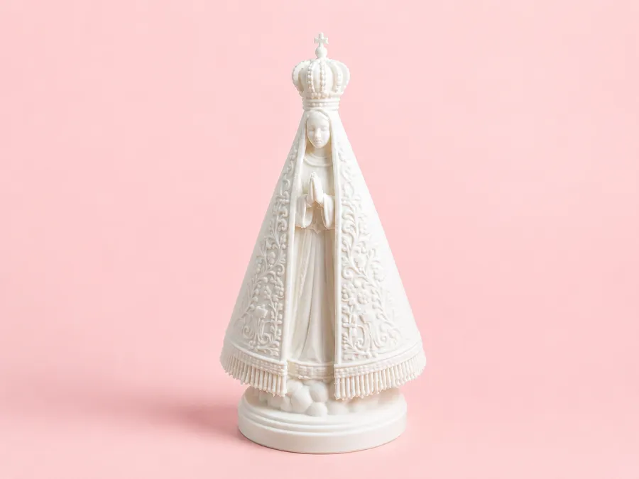 Bunda Maria Aparecida — patung