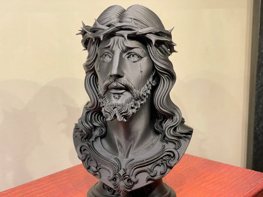 Yesus Kristus — patung dada klasik