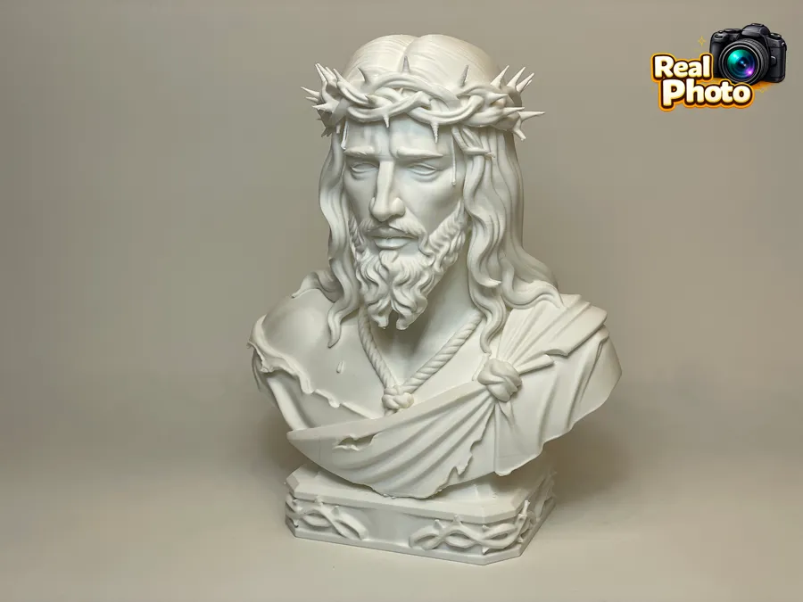 Yesus Sang Pria Berdukacita — patung dada